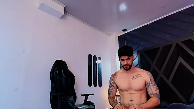 Chat +18 de Petesevans ao vivo