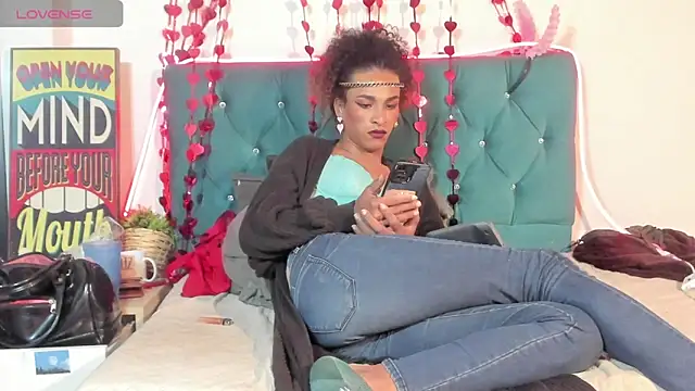 StefanyMiler Adlı Modelin Canlı XXX Sohbeti