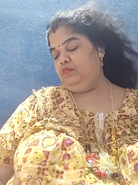 tamilthanushriのライブXXXチャット