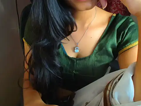 Sexy_Sanaya2's Webcam Show