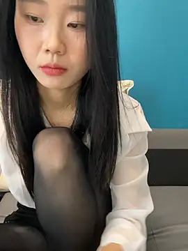 ZHJKS9988 – Live XXX-chat