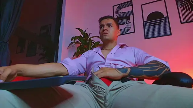 ALPHA_DOMINUS_ Webcam show