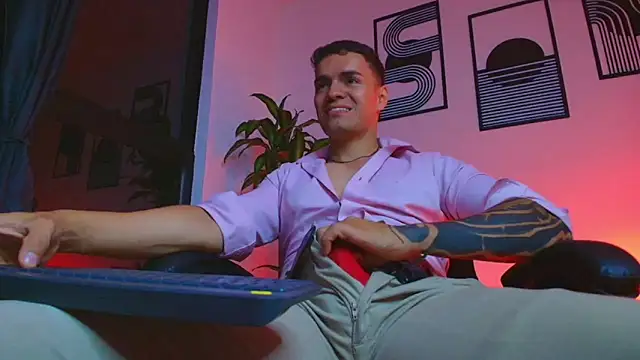 ALPHA_DOMINUS_ Pertunjukan Webcam