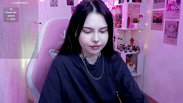 Morana_Batt Chat XXX live