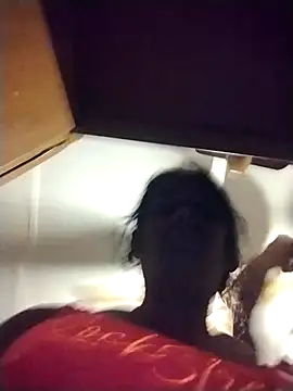 Baby_P Adlı Modelin Canlı XXX Sohbeti