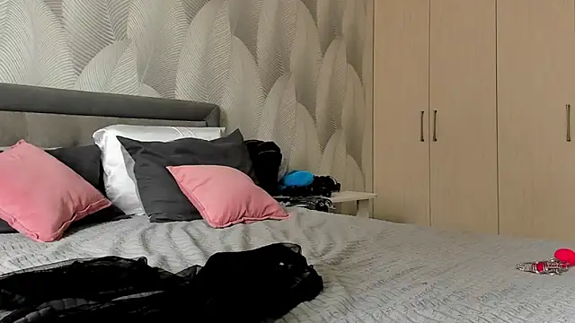 Bambiii_bby's Live XXX Chat