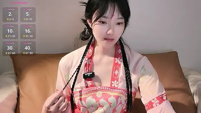 upoo7lt's Live XXX Chat