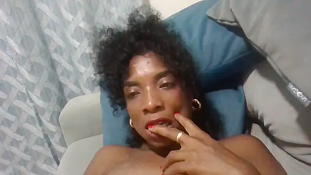 JadaMillss' Live XXX Chat