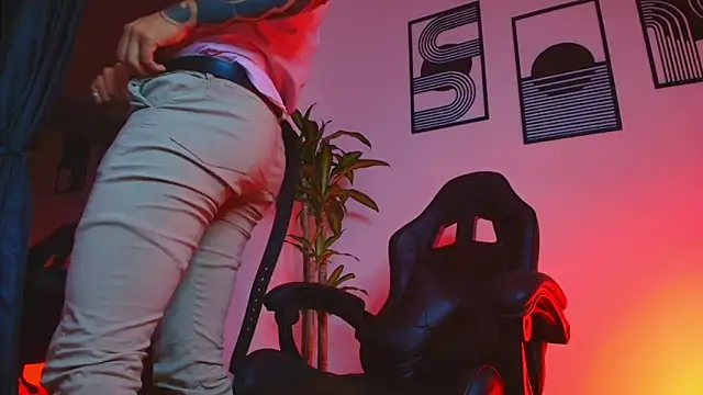 ALPHA_DOMINUS_ 现场XXX聊天