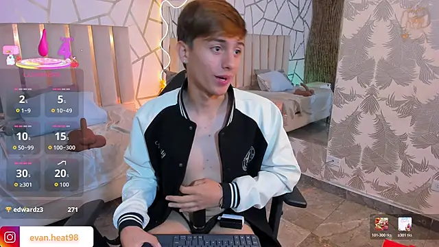 EVAN_TAY Adlı Modelin Web Kamerası Şovu