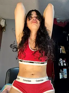 Karina_Monn Webbikameraesitys