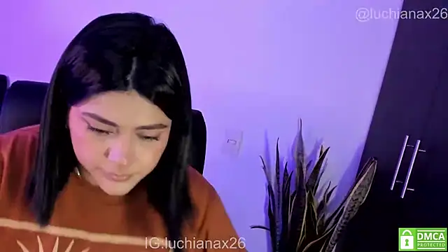 Chat XXX ao vivo de lucy26_