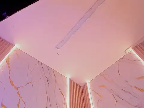 Marian_Cristal ওয়েবক্যাম শো