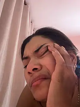 Chat XXX en directo de Sweetroseof