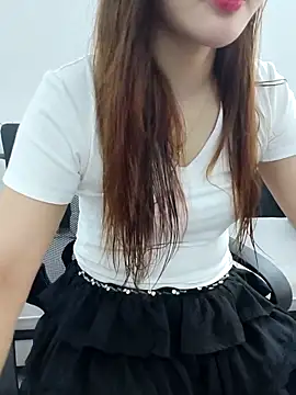 susu_baby 网络视讯表演