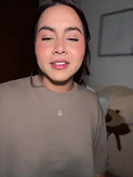 Zarahs_Blare1のライブXXXチャット