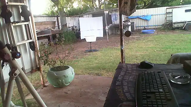 herbie010666's Live XXX Chat