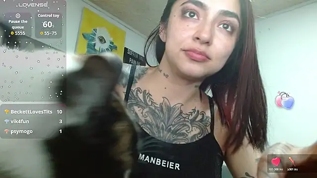 ZoeBakers_ – Naživo XXX chat