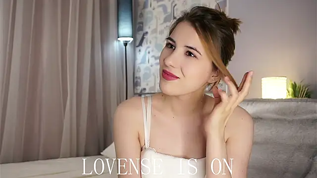 QueenieGitt's Live XXX Chat