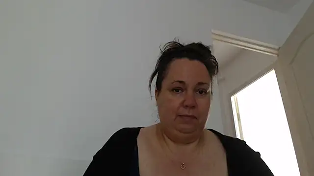 WendyRhoades live XXX chat