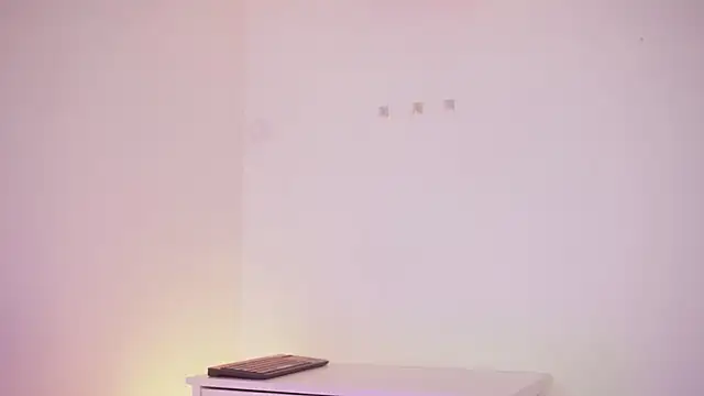 AbyWhitee Chat XXX in diretta