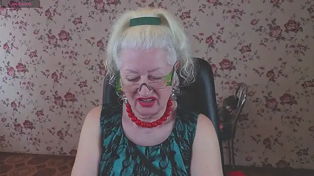 Maya_Mayflower: απευθείας συνομιλ ία ΧΧΧ