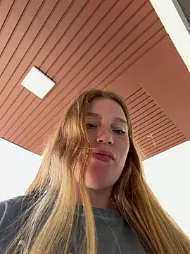 Carammelstorm's Live XXX Chat