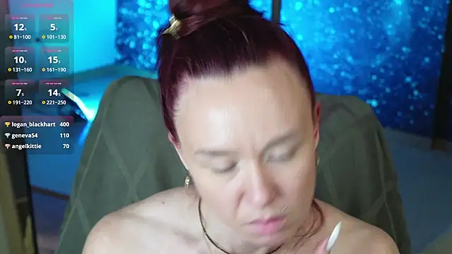 Spoty_Kate_ 라이브 XXX 채팅