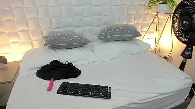 tomie_666 라이브 XXX 채팅