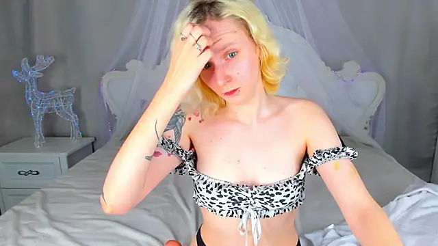 LikiLips' Live XXX Chat