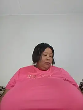 nancy111 Adlı Modelin Canlı XXX Sohbeti