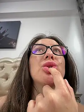 HotXMom_: απευθείας συνομιλία ΧΧΧ