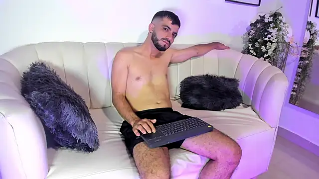 EmmanuelVoss Show in webcam