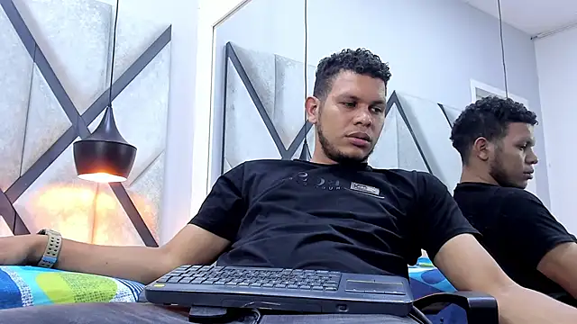 NohaBrooks Webcam show