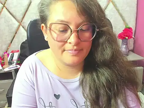 Chat XXX ao vivo de Sarah_Boobs_