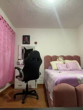 Miichii Adlı Modelin Canlı XXX Sohbeti