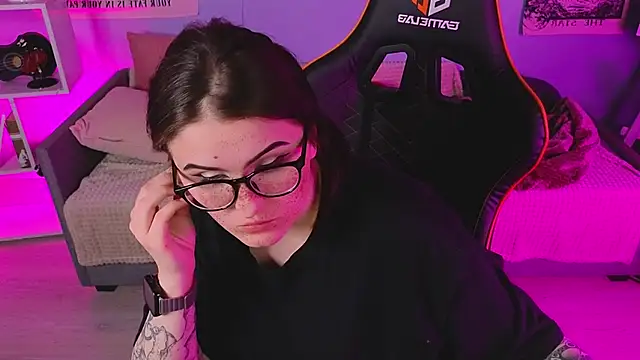 Chat XXX en directo de Dark_Shine