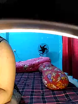 priya2098's Live XXX Chat