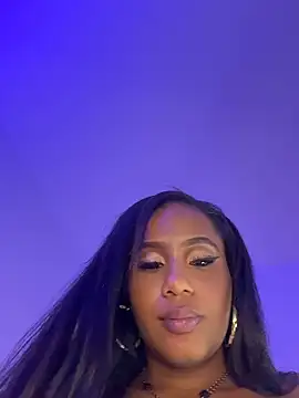 Chat +18 de AlisonHoot69 ao vivo