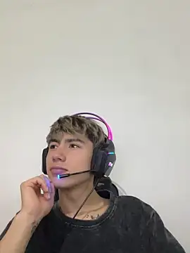 Show de AlexanderCollman2 na webcam