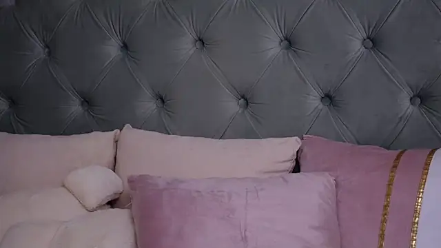 LucyAddison 라이브 XXX 채팅