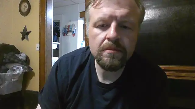 Pertunjukan Kamera Web TheOneDonShaun