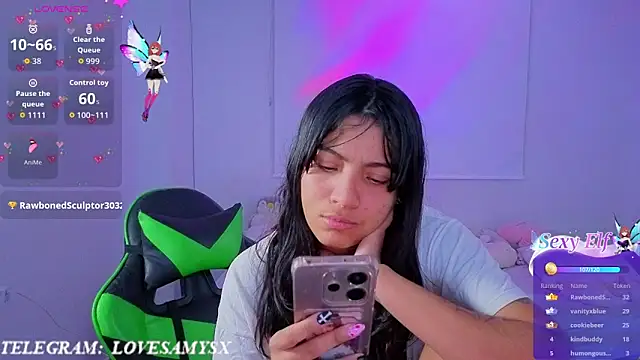 LovelyamyyのライブXXXチャット