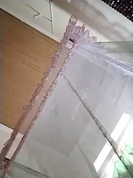 Pokazy przed kamerką – Jade69xx