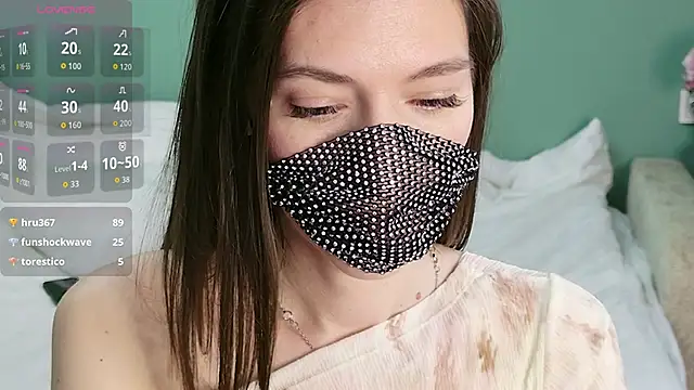 take_me_to_moonn Live XXX chat