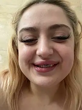 KellyMoors – Live XXX-chat