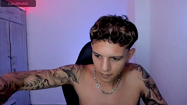 tylernovan Live XXX chat