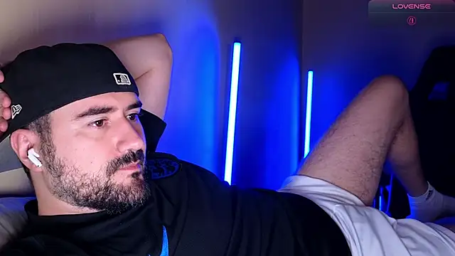 Živý XXX chat DominantTheo