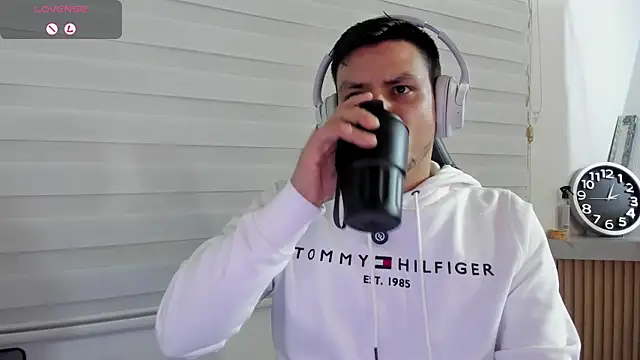 Rick_Adamsn Webbikameraesitys