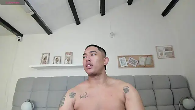 erotic_sins élő XXX-chatje